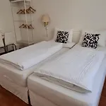 Hotel Corona *