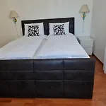 Hotel Corona *