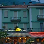 Hotel Corona ホテル *